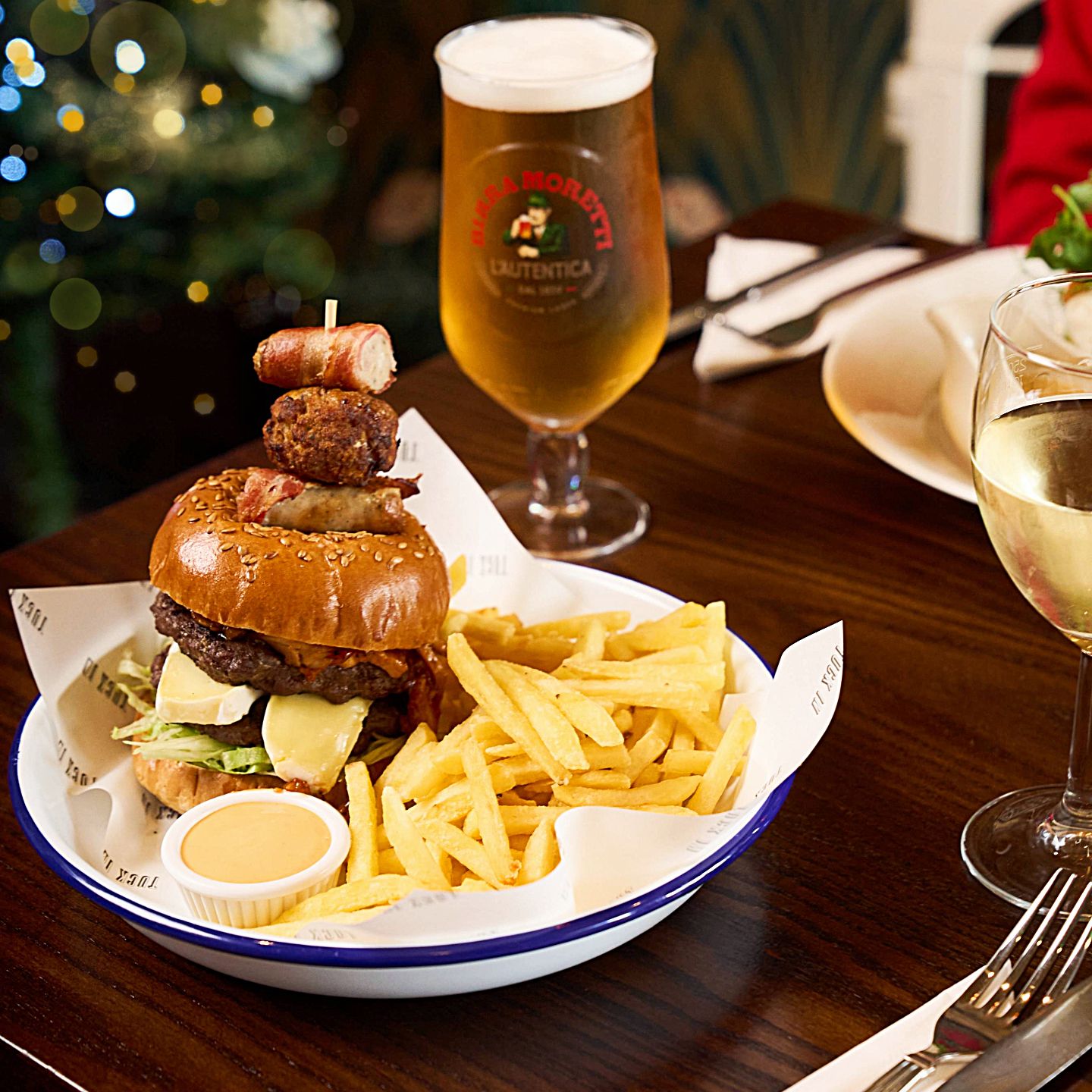 Festive Lunch & Dinner at The Red Lion in Marchwiel, Wrexham